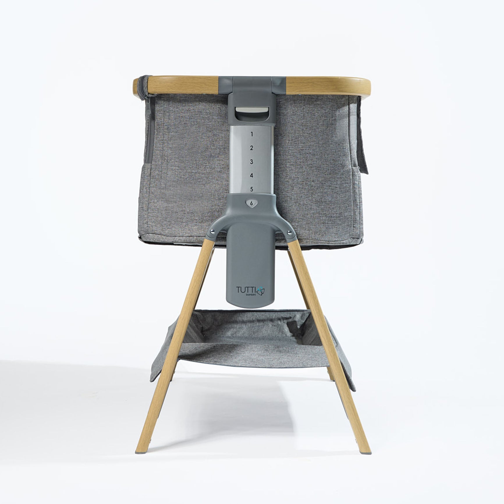 CoZee Air in Oak and Charcoal – product cutout showing adjustable height positions and rocking leg frame