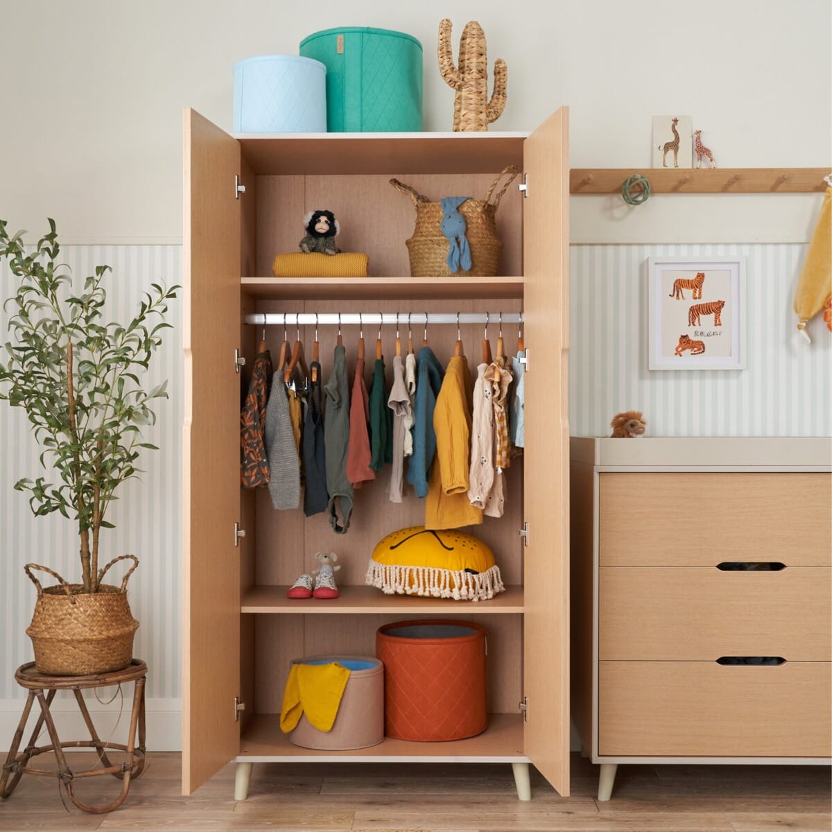 Fika Wardrobe Light Oak & White Sand | Tutti Bambini