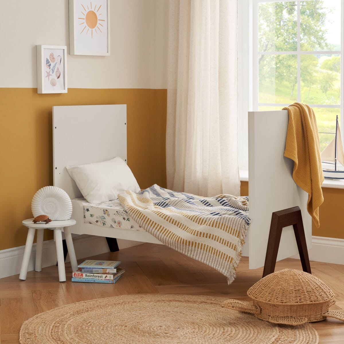 Fuori Mini 3pc Room Set - White Sand/Warm Walnut