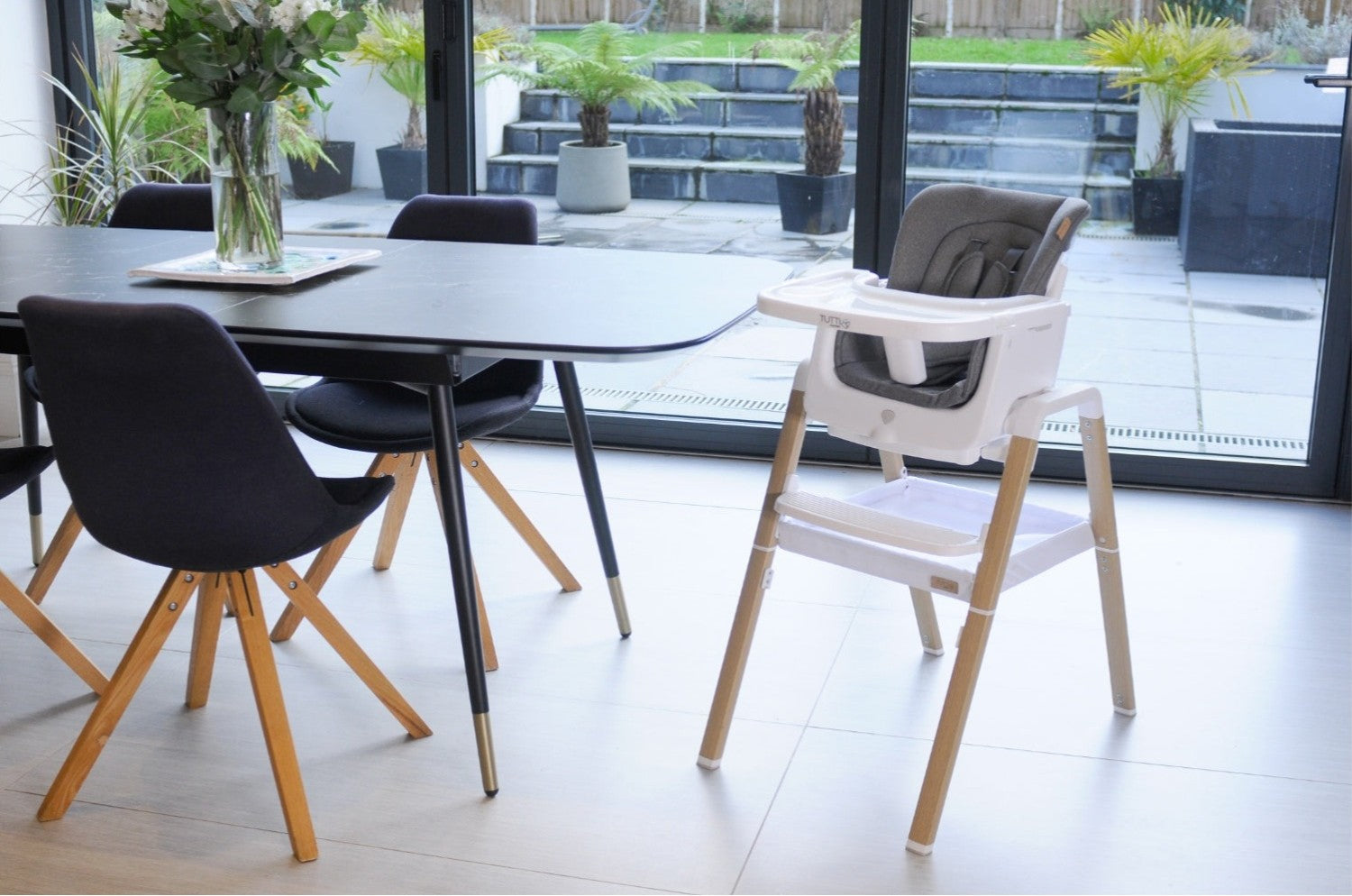 Space-Saving Solutions: Nike Reviews the Nova Highchair and Fika Mini Room Set