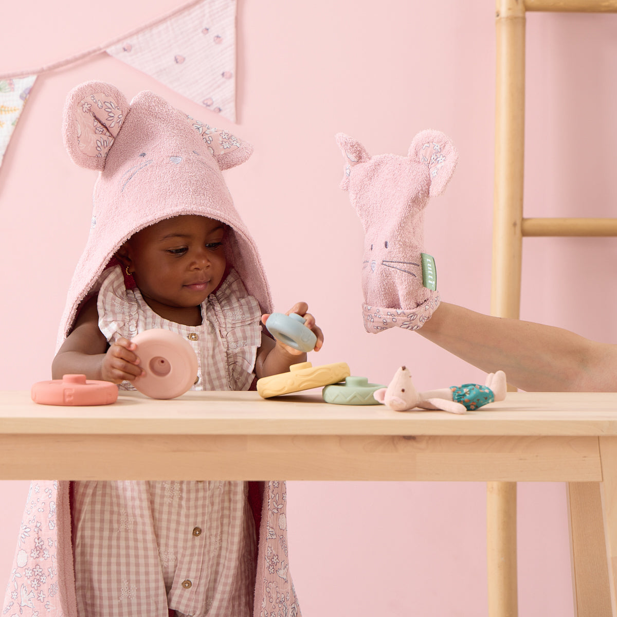 Bathtime Made Simple: Creating Calm, Comfortable Moments with Your Baby