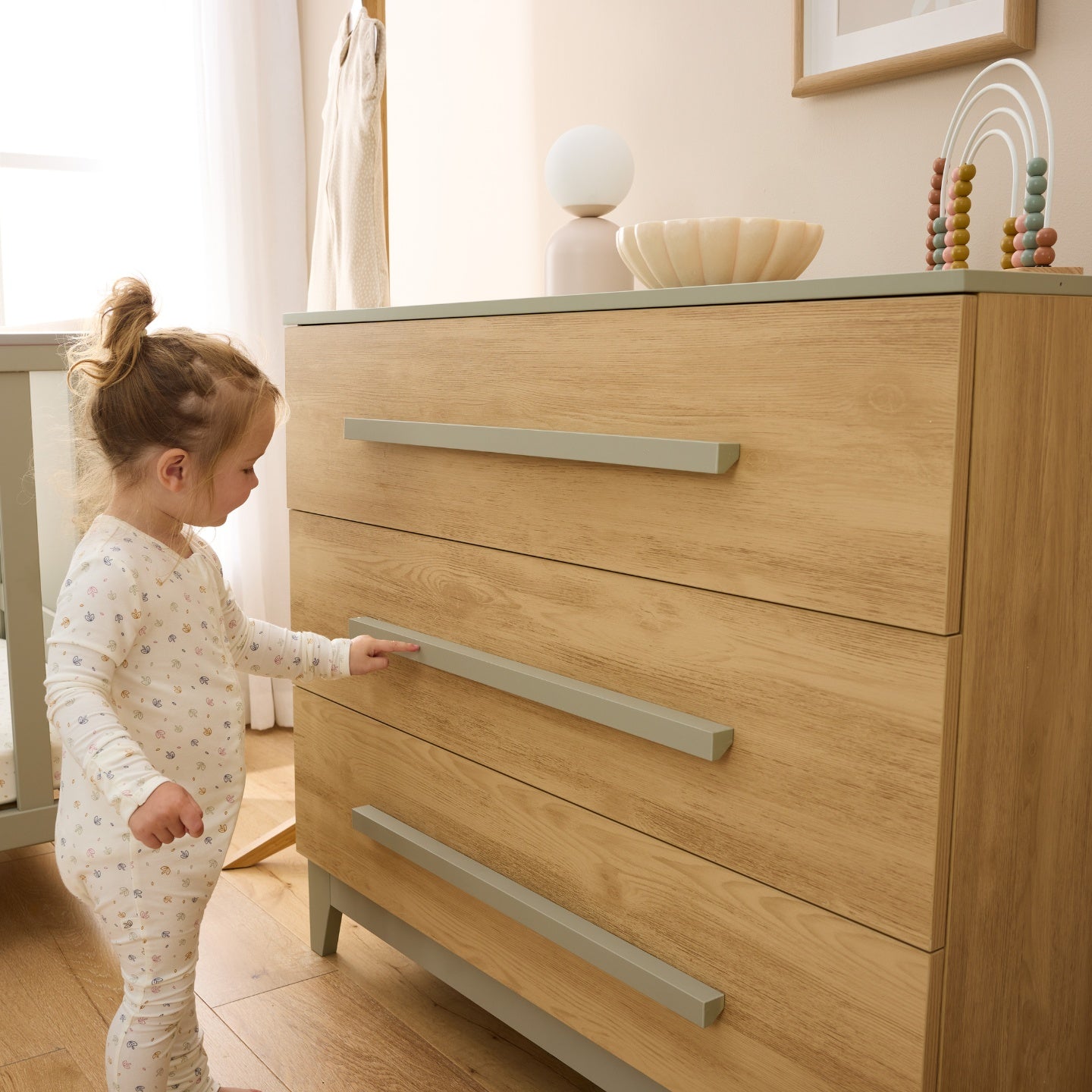 Hallee Drawers with Removable Changer - Oak & Sage – Tutti Bambini