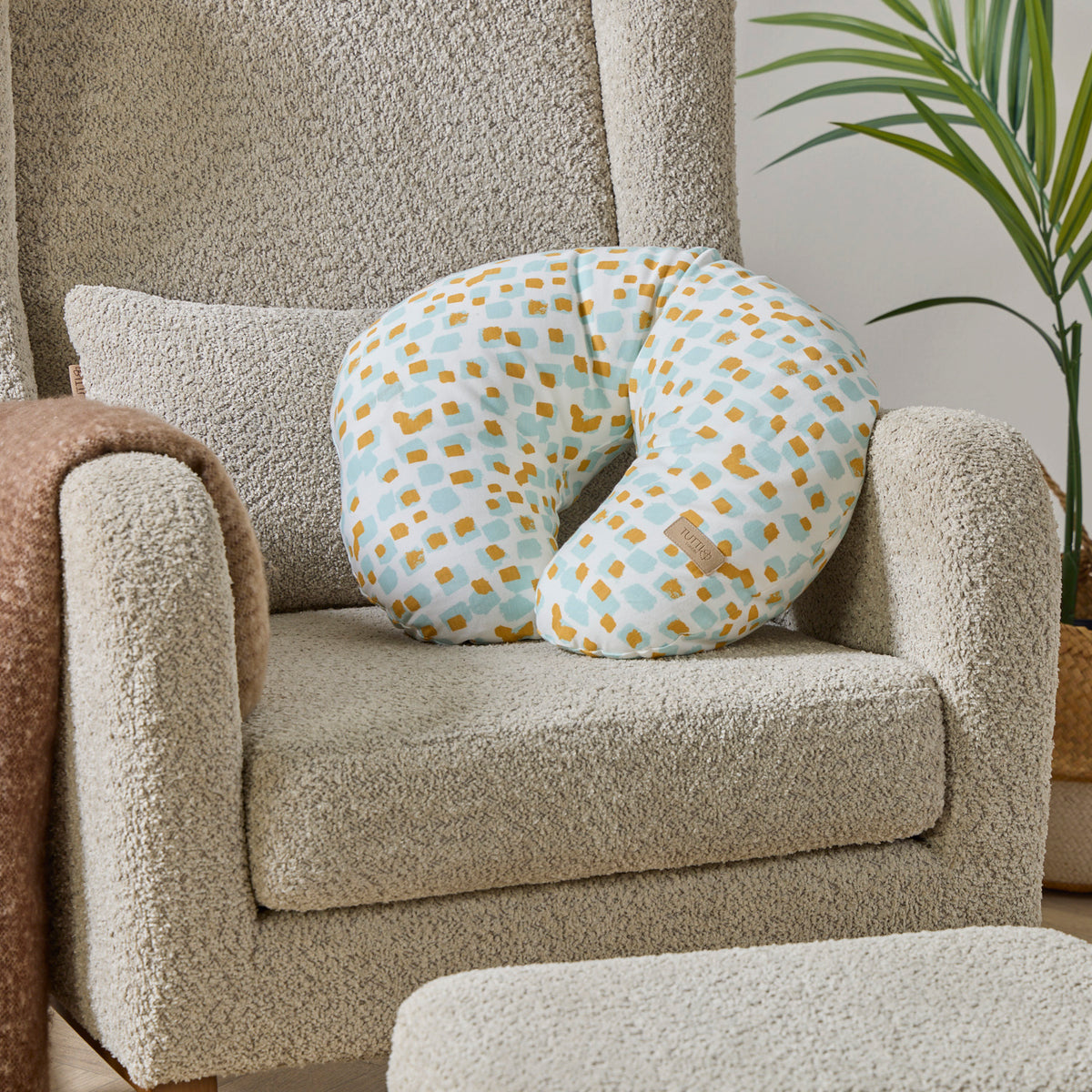 Feeding Pillow