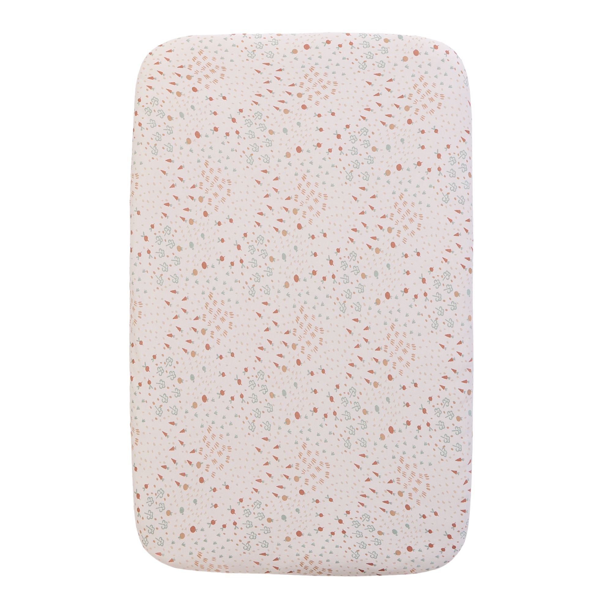 A bedside crib fitted sheets with a nature-inspired scatter print featuring tiny carrots, soft florals and subtle dotted details, on a white background