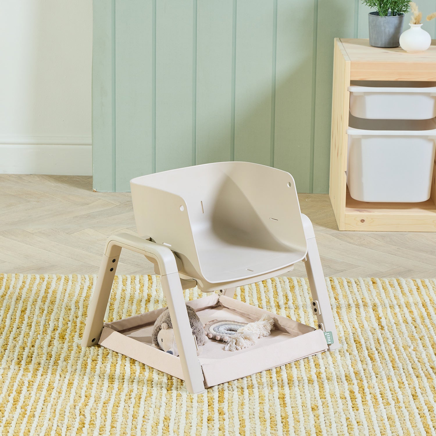 nova maison toddler chair in parnsip, ideal for everyday activities as independence grows.
