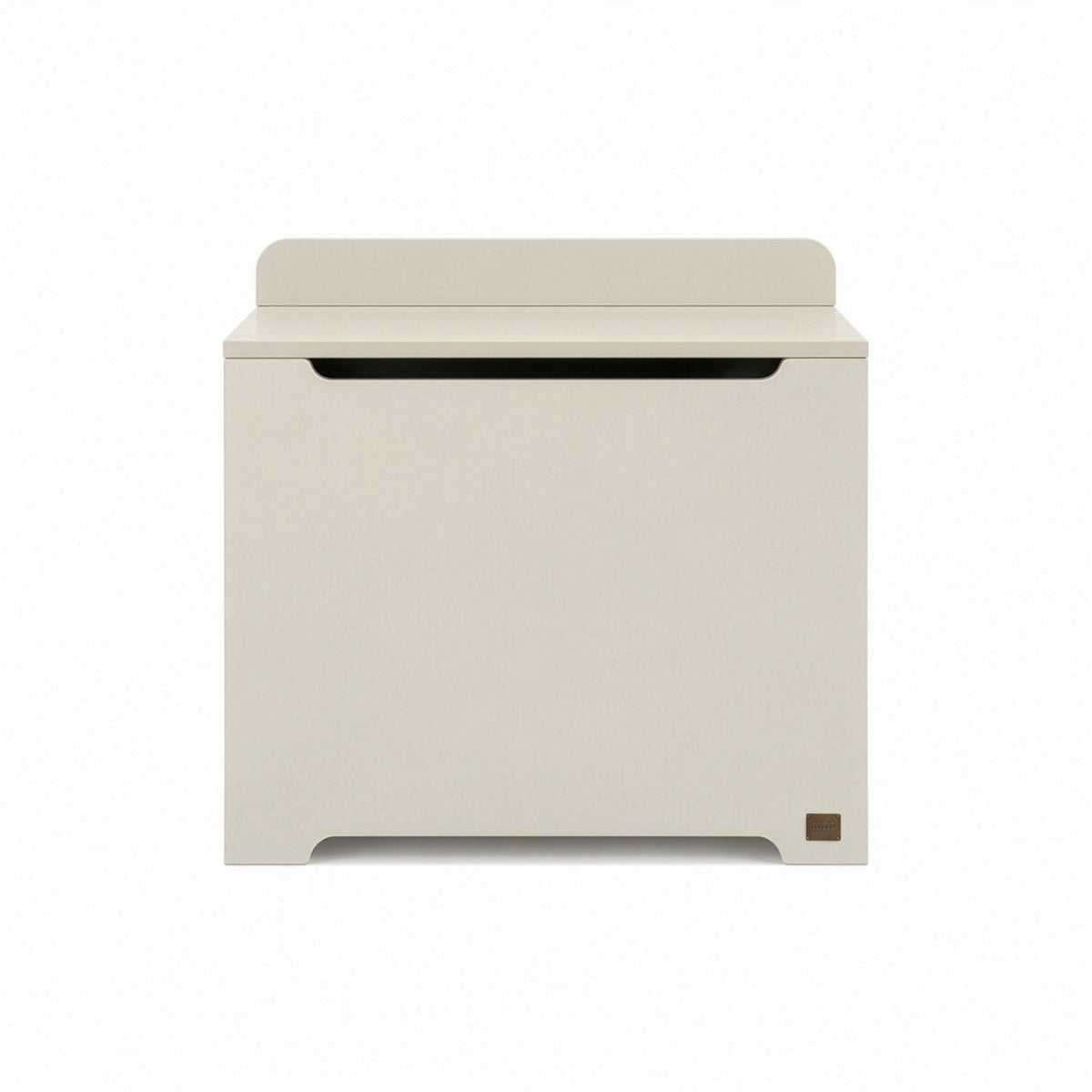 Origin toy box in cashmere designed with rounded edges and a gap-front opening to minimize pinch points and maximize child safety.