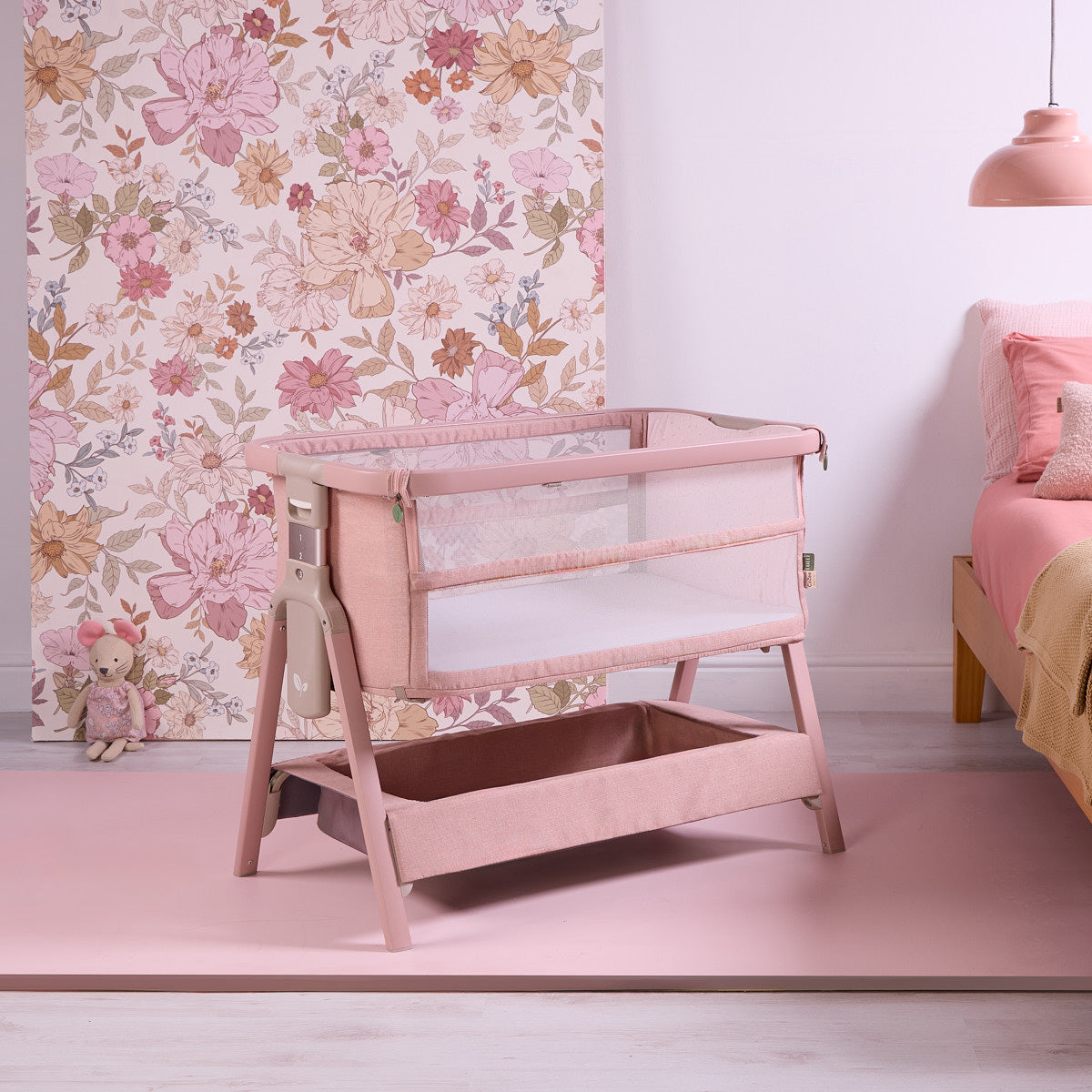 CoZee Zen Bedside Crib