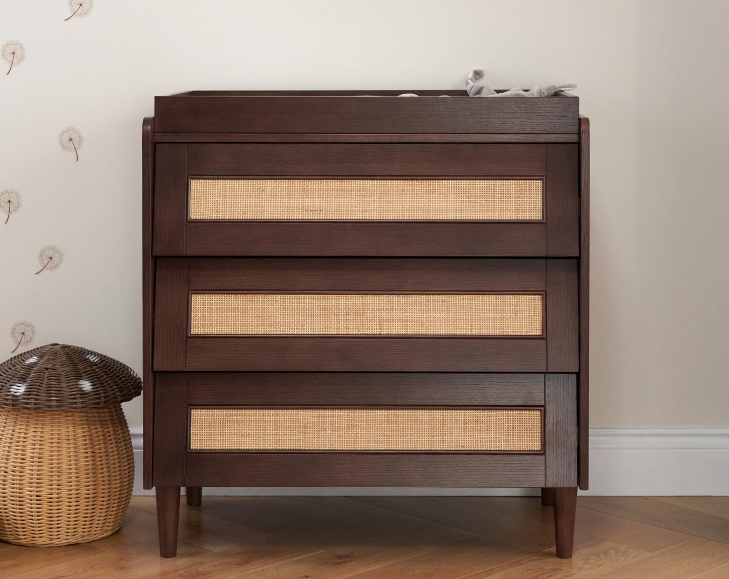 Japandi Chest Changer Warm Walnut | Tutti Bambini