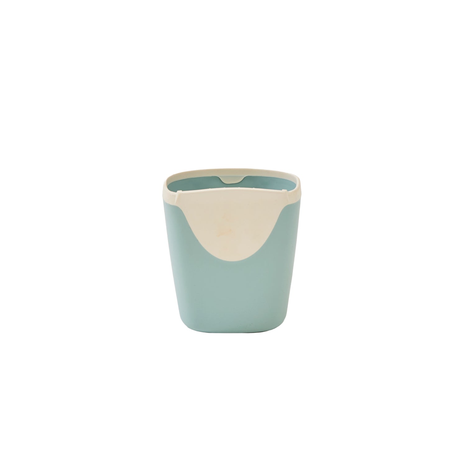 Front cutout view of the Nati Bath Jug in ocean with easy-grip handle and ribbed spout for controlled rinsing.