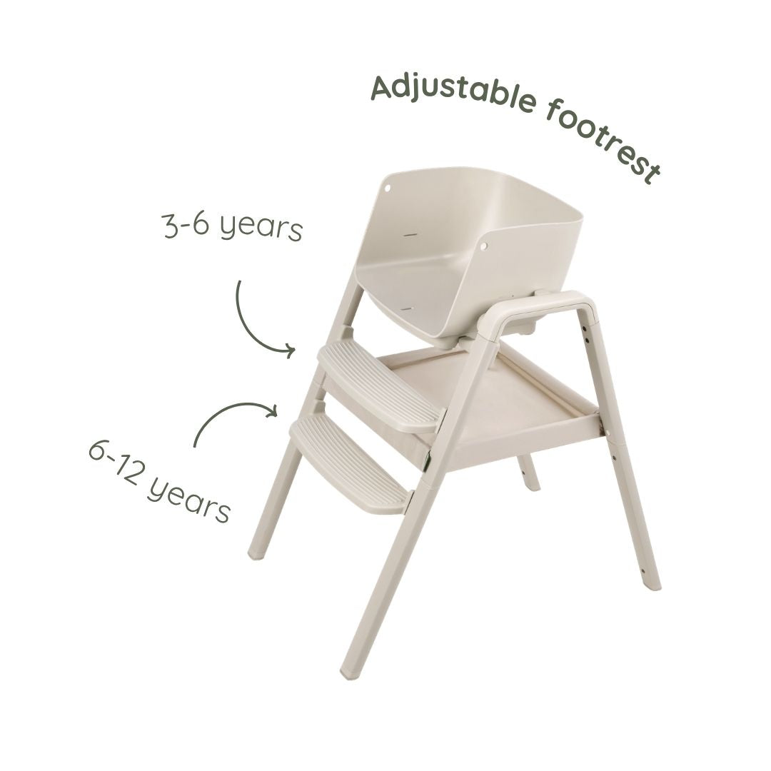 Cutout view of the Nova Maison 7 in 1 highchair parnsip, highlighting the adjustable footrest designed to grow with your child.