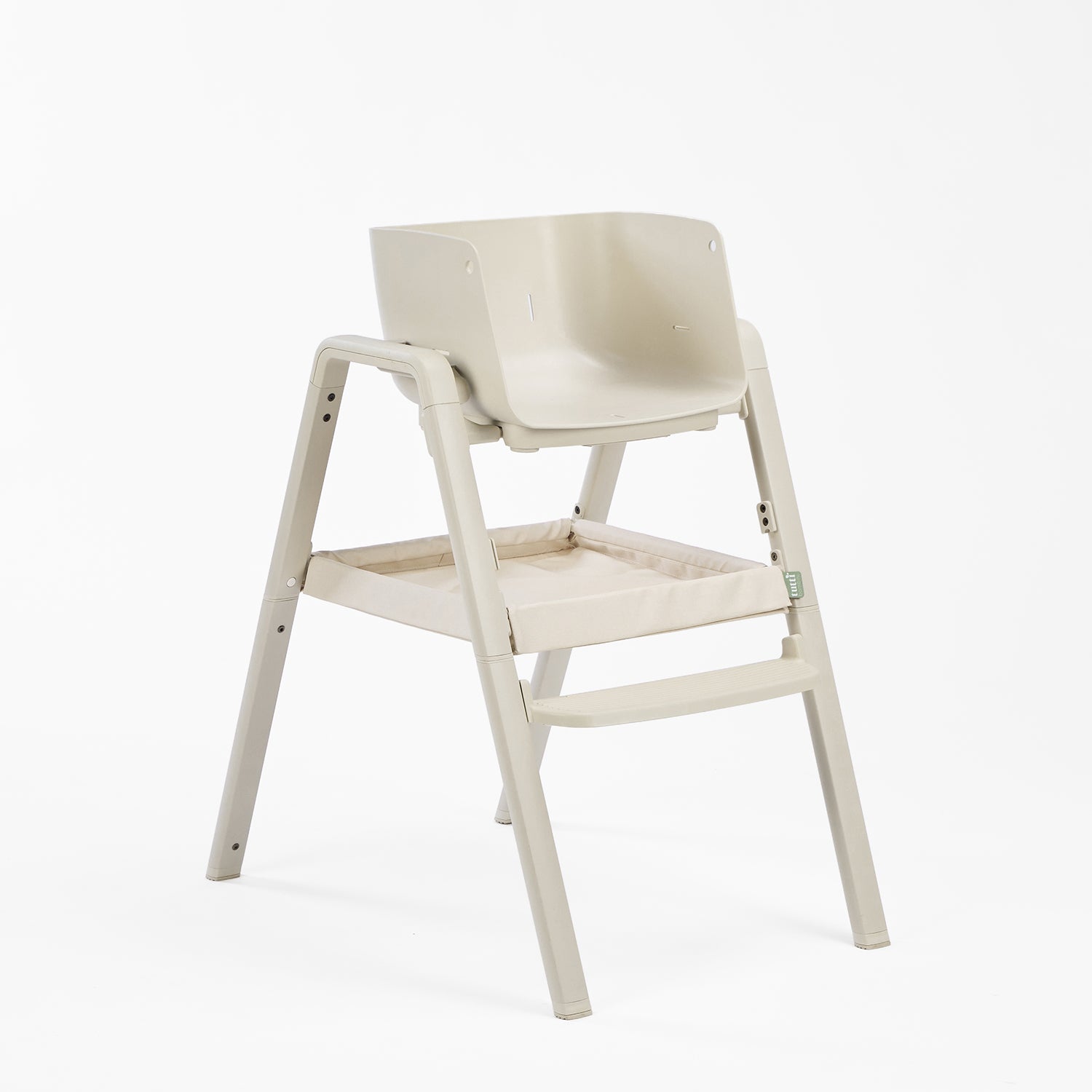 Cutout view of the nova maison kids chair, showing angled profile with adjustable steps, storage tray and supportive seat design.