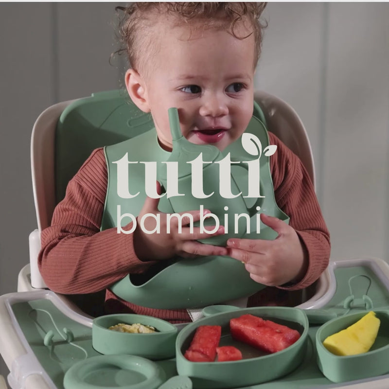 Video showcasing all the different modes of the Nova Maison highchair, from highchair to toddler chair. 